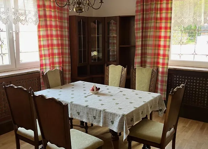 Schneeweiss * Senftenberg